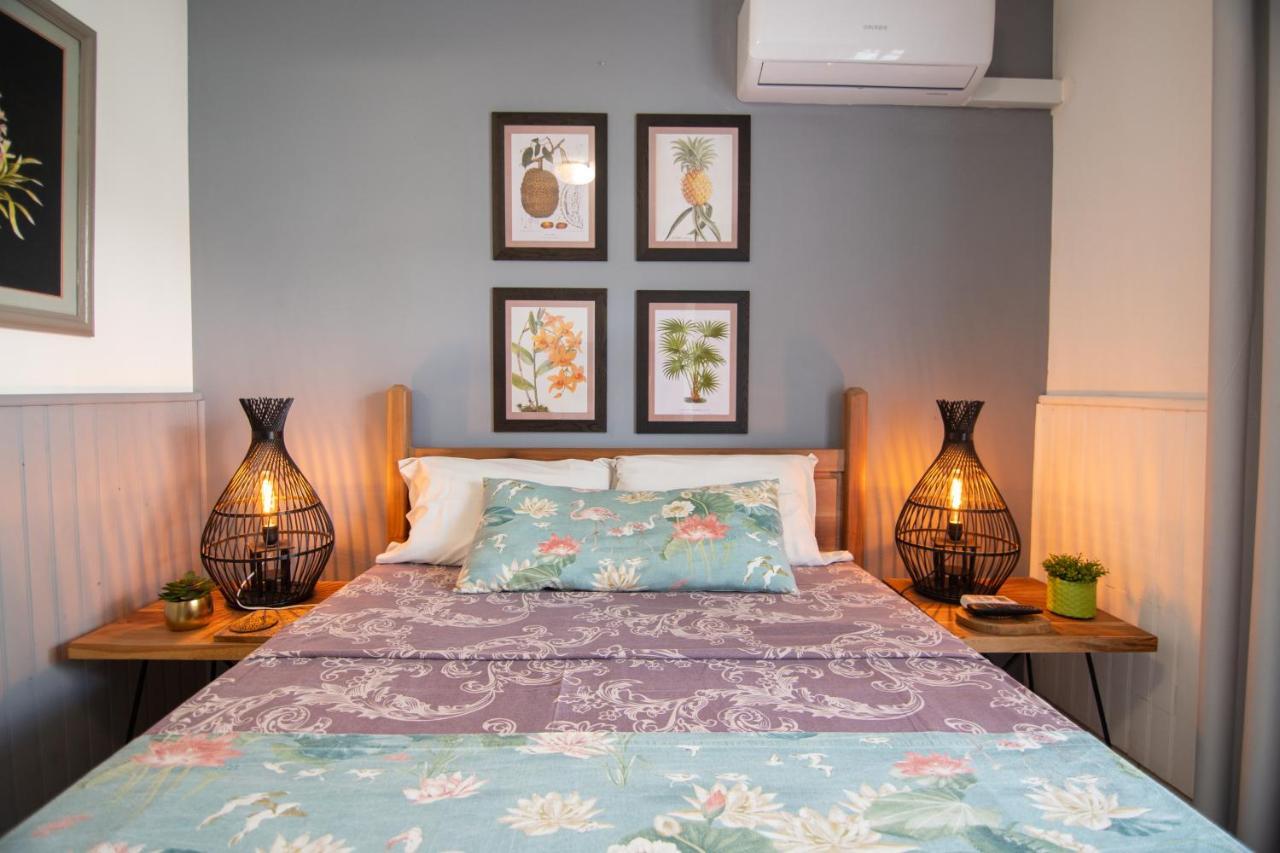 Appartements Et Chambres En Coeur De Ville Saint-Denis - Entree Autonome - Check In 14H30- ภายนอก รูปภาพ